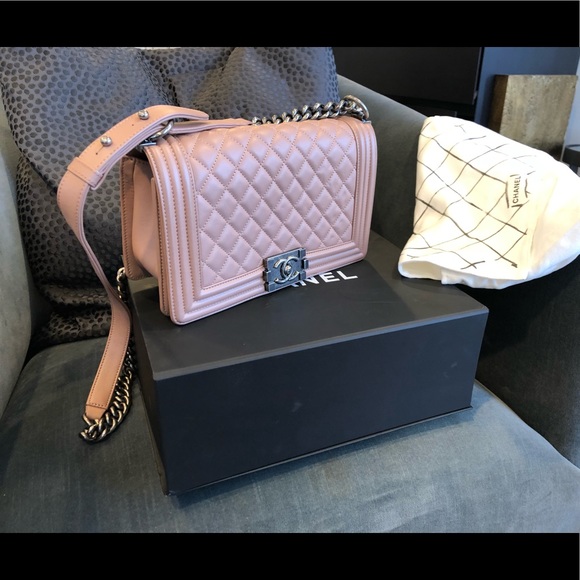 ❌SOLD❌Chanel Quilted Muave Pink Medium Flap Boy Ba - Picture 8 of 8